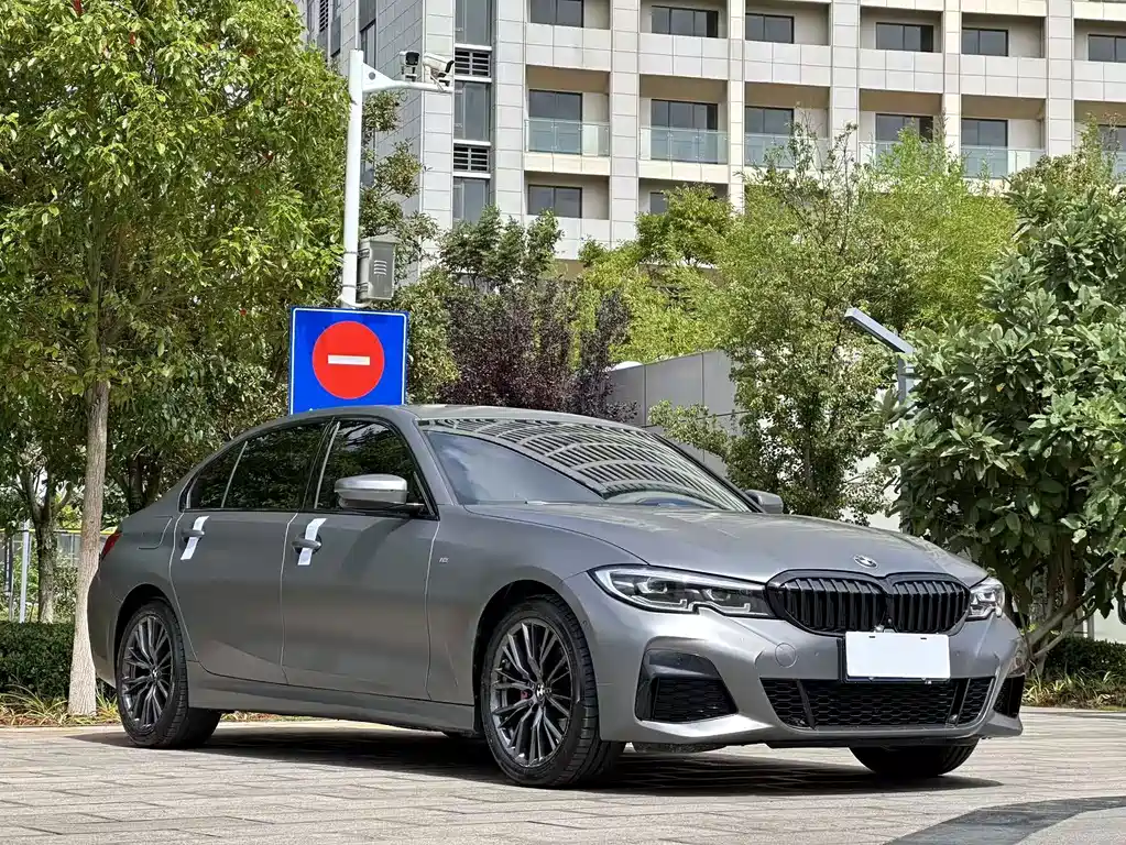 BMW 3 Series — миниатюра 3