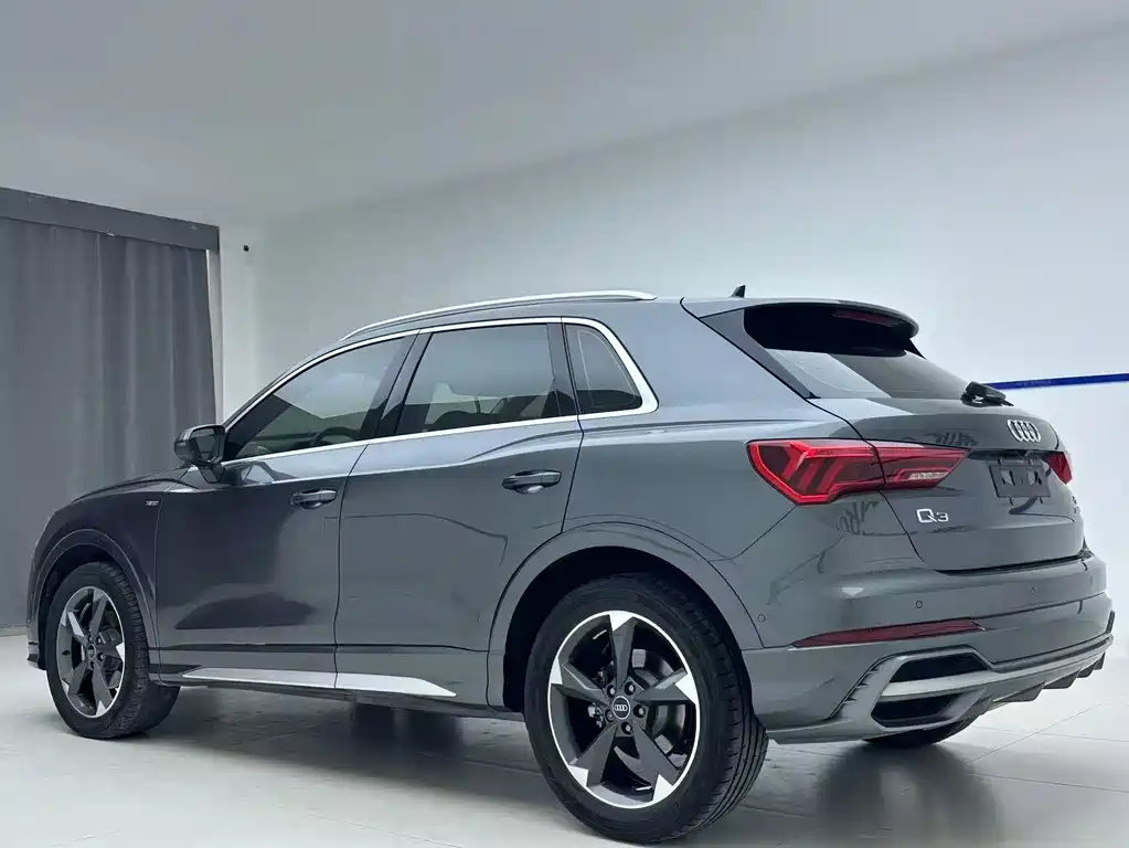 Audi Q3 2022 35 TFSI Fashion