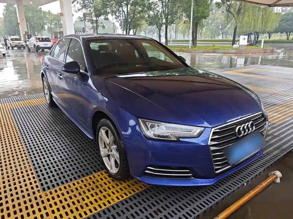 Audi A4L — миниатюра 4