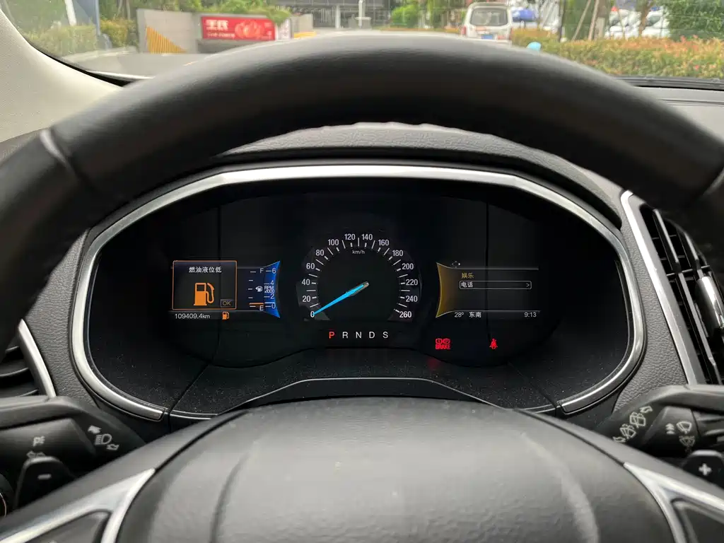 Ford Edge — миниатюра 8