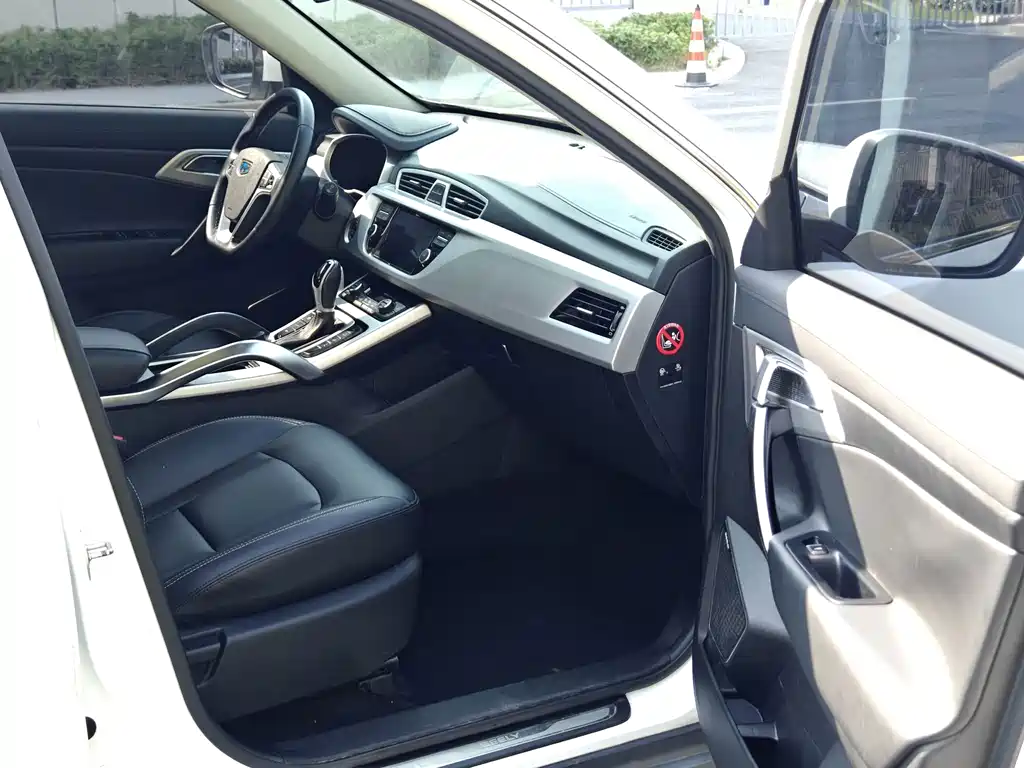 Geely Boyue — миниатюра 14