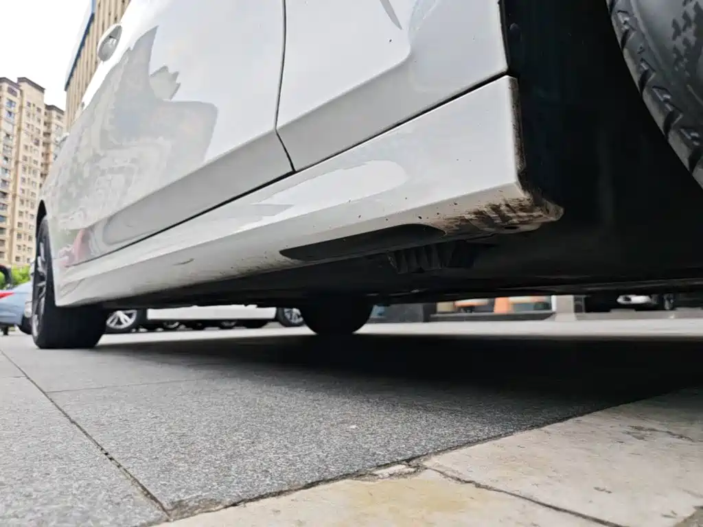 BMW 3 Series — миниатюра 21