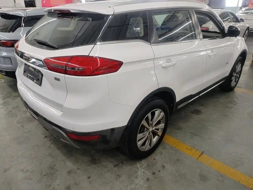 Geely Boyue — миниатюра 5