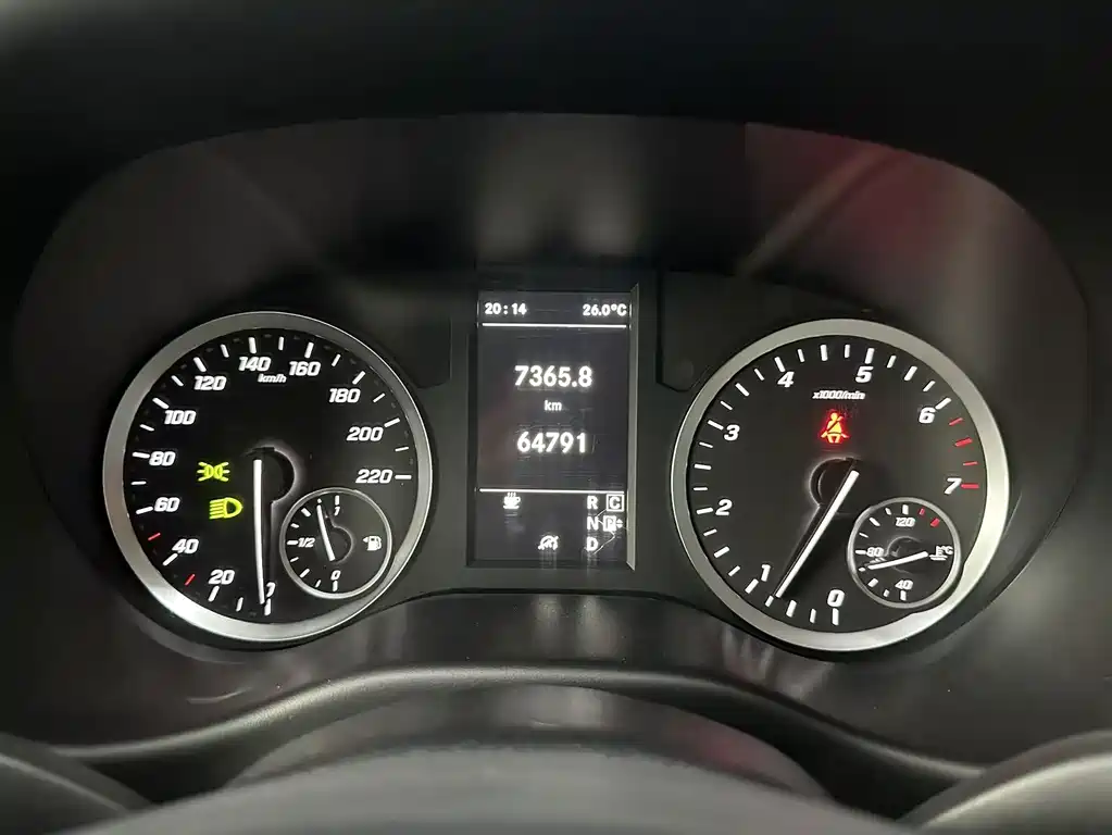 Mercedes-Benz Vito — миниатюра 12
