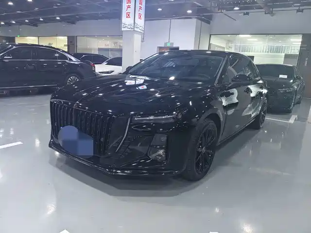 2025 Hongqi H5