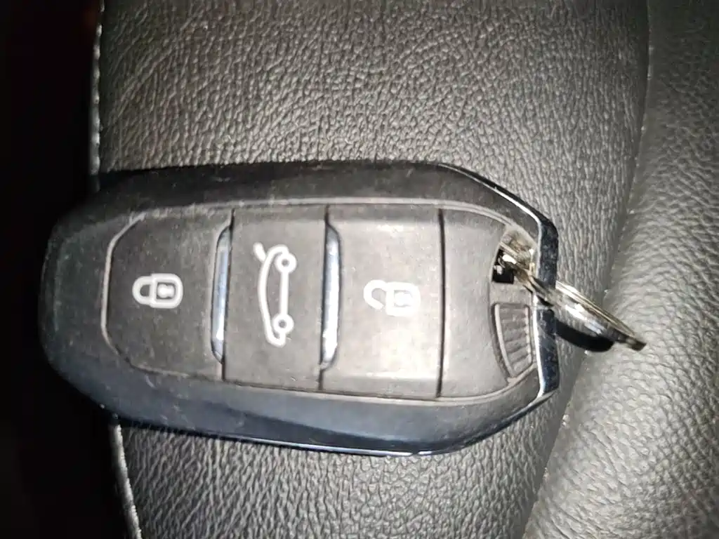 Citroen C4L — миниатюра 9