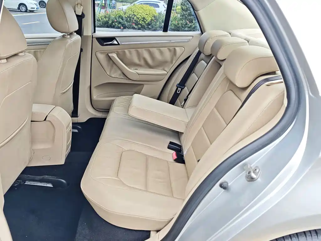 Volkswagen Bora — миниатюра 15