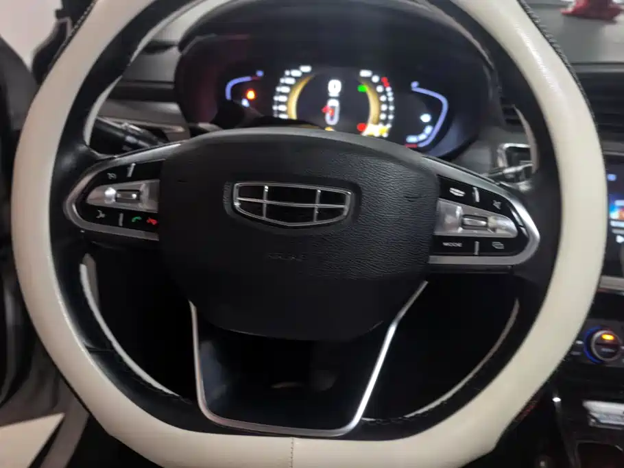 Geely Emgrand GS — миниатюра 15