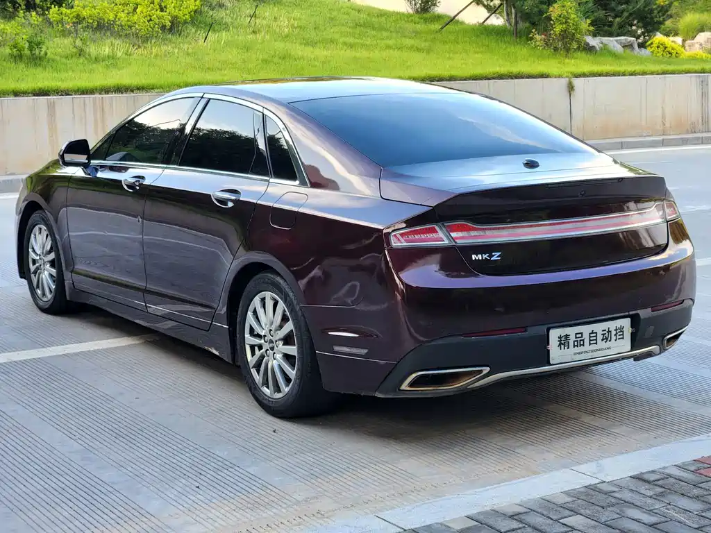 Lincoln MKZ 2.0T Premium Edition, фото 7