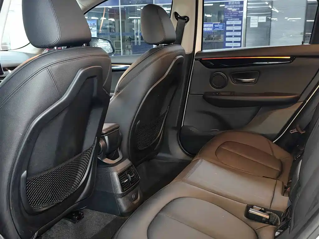 BMW 2 SERIES STATION WAGON