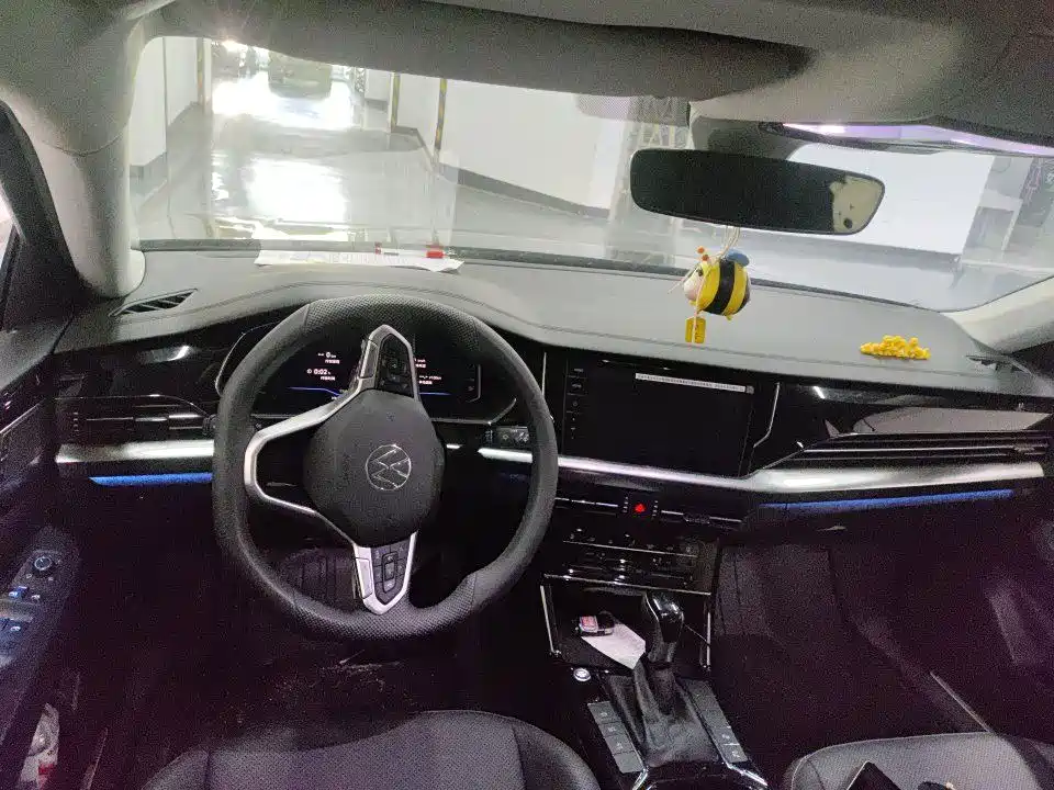 Volkswagen Passat — миниатюра 5