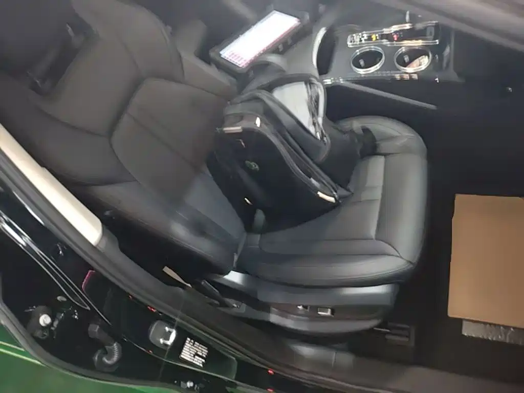 Hongqi HS3 PHEV — фотографии объявления, Фото 25