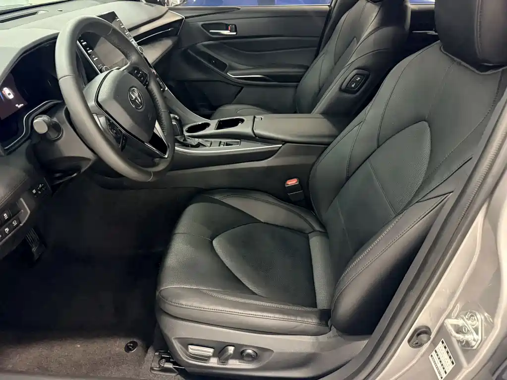 Toyota Avalon — миниатюра 6