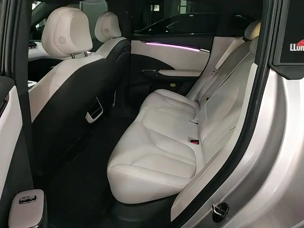 XPeng G7 — миниатюра 17