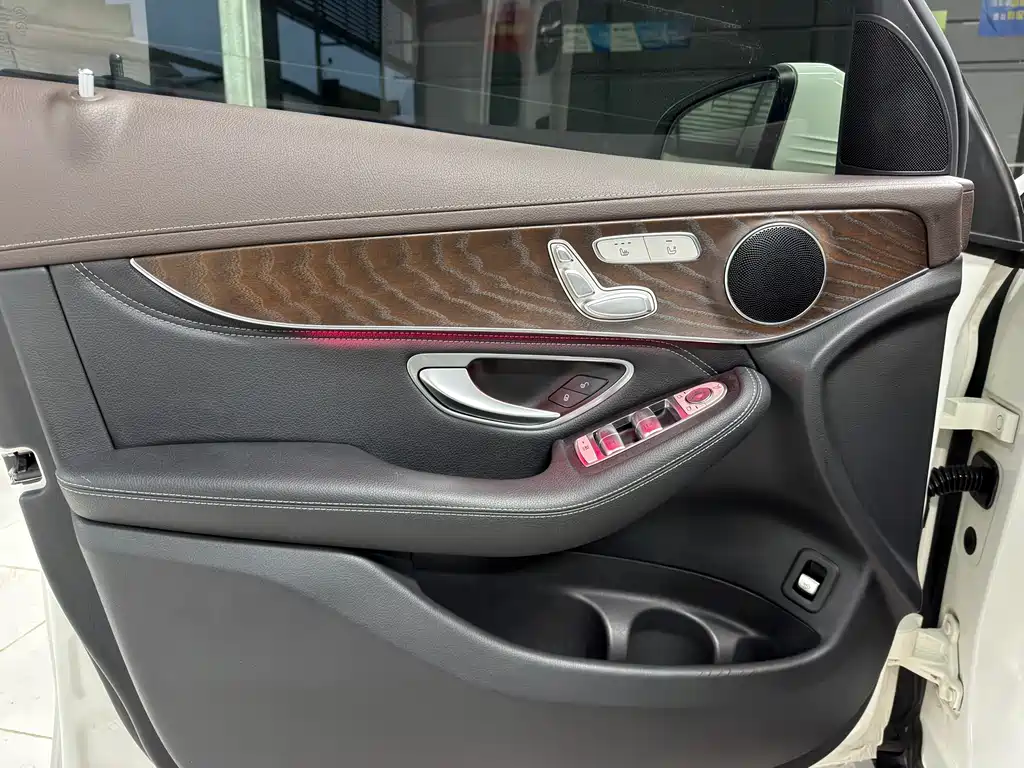 Mercedes-Benz GLC 2020 GLC 260 L 4MATIC Luxury