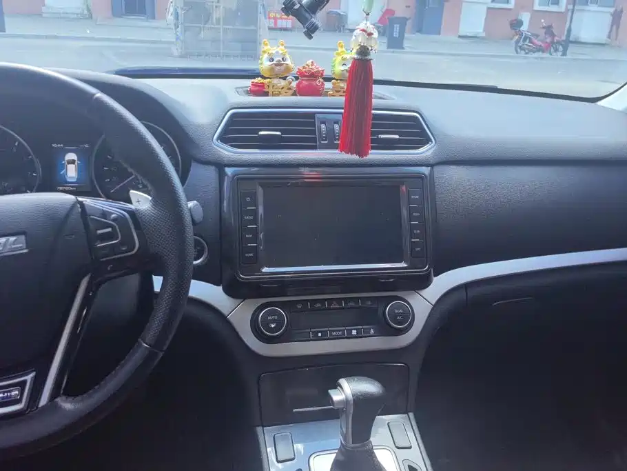 Haval H6 Coupe — миниатюра 12