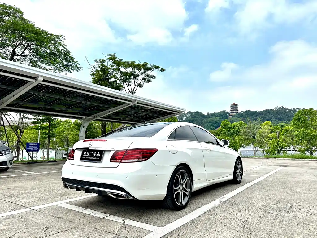 Mercedes-Benz E-Class (Import) — миниатюра 6
