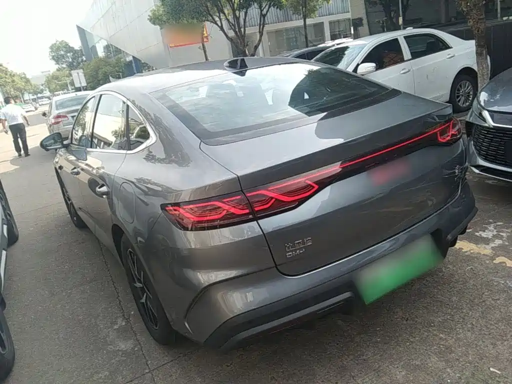 BYD Qin L L 2025 DM-i Smart Drive 120KM