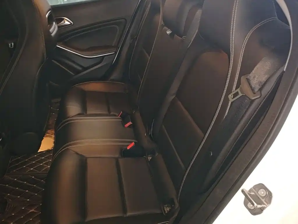 Mercedes-Benz GLA — миниатюра 17