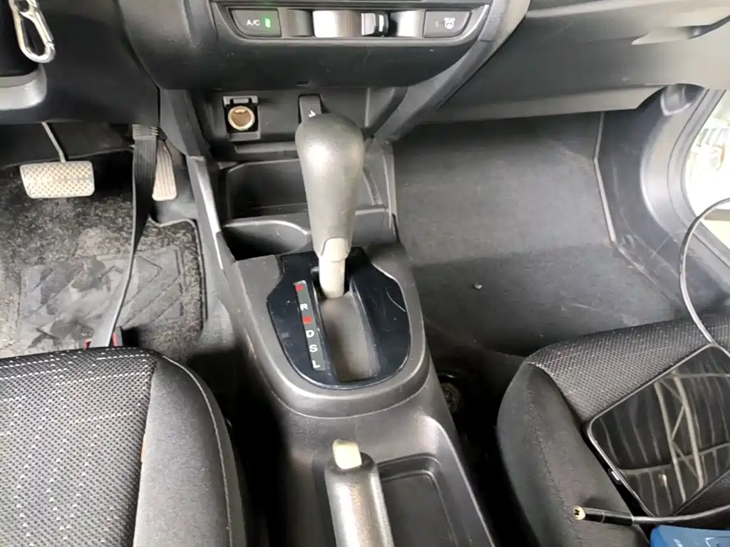 Honda Fit — миниатюра 14
