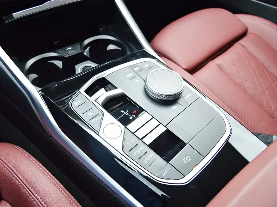 BMW 3 Series 3 2024 320i M Sport