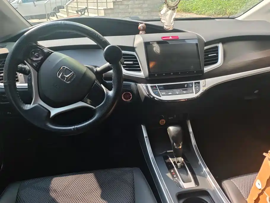 Honda Jade — миниатюра 12