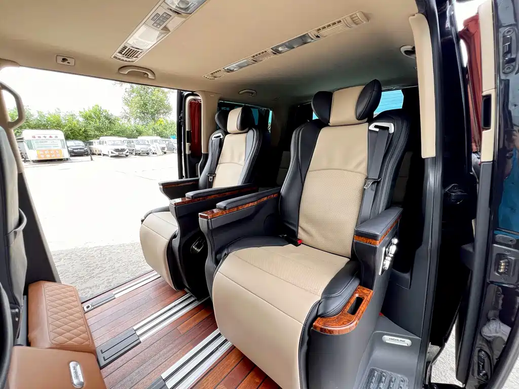 Volkswagen Multivan — миниатюра 12