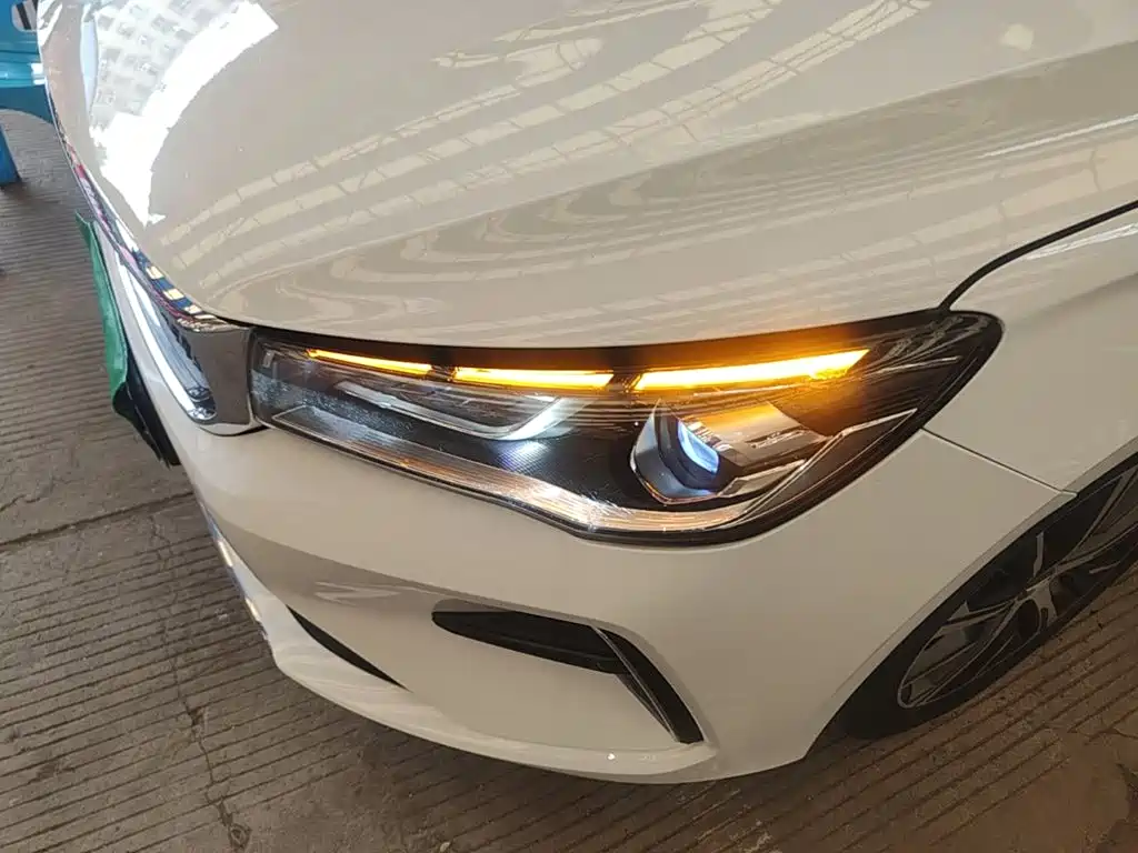 Geely Emgrand — миниатюра 24