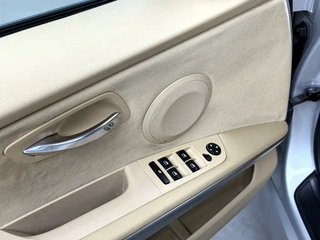 BMW 3 Series (Import) — миниатюра 14