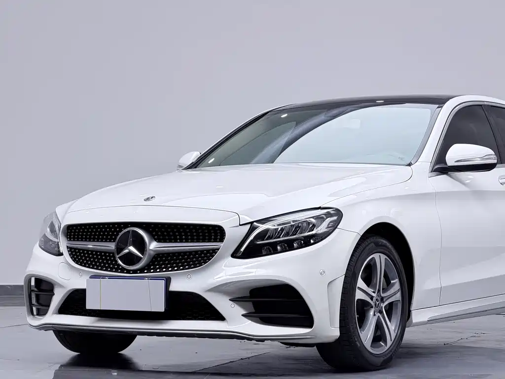 Mercedes-Benz C-Class — миниатюра 19