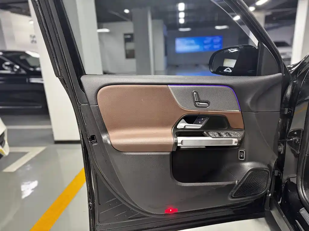 Mercedes-Benz GLB 2024 GLB 200