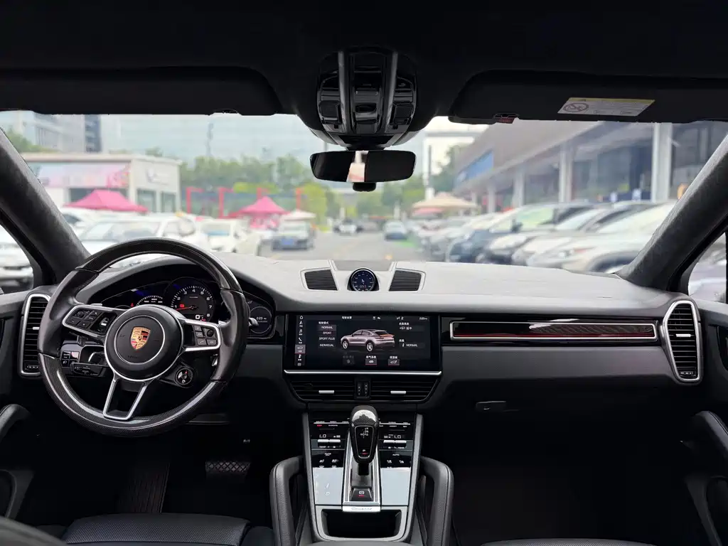 Porsche Cayenne — миниатюра 17