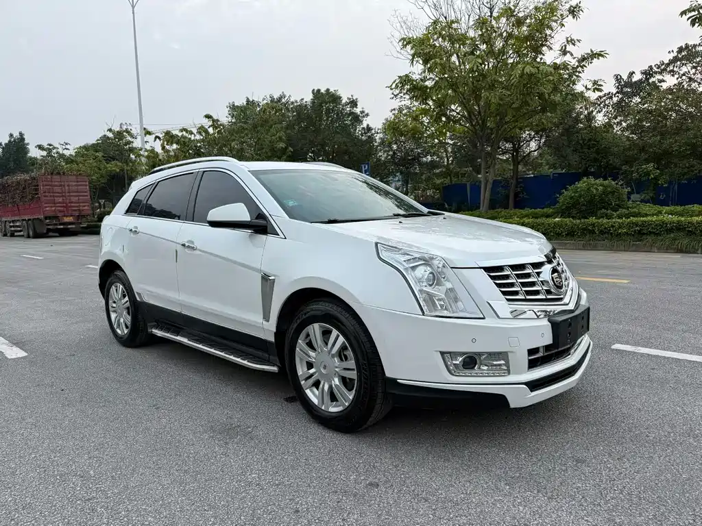CADILLAC SRX
