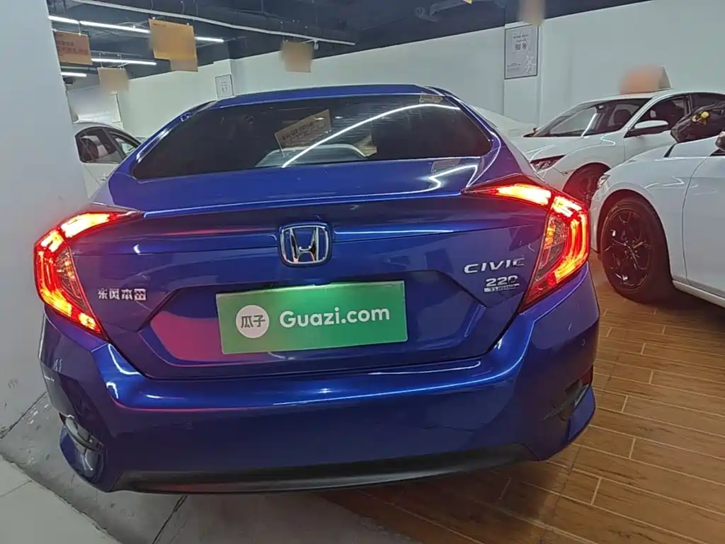 Honda Civic — миниатюра 6