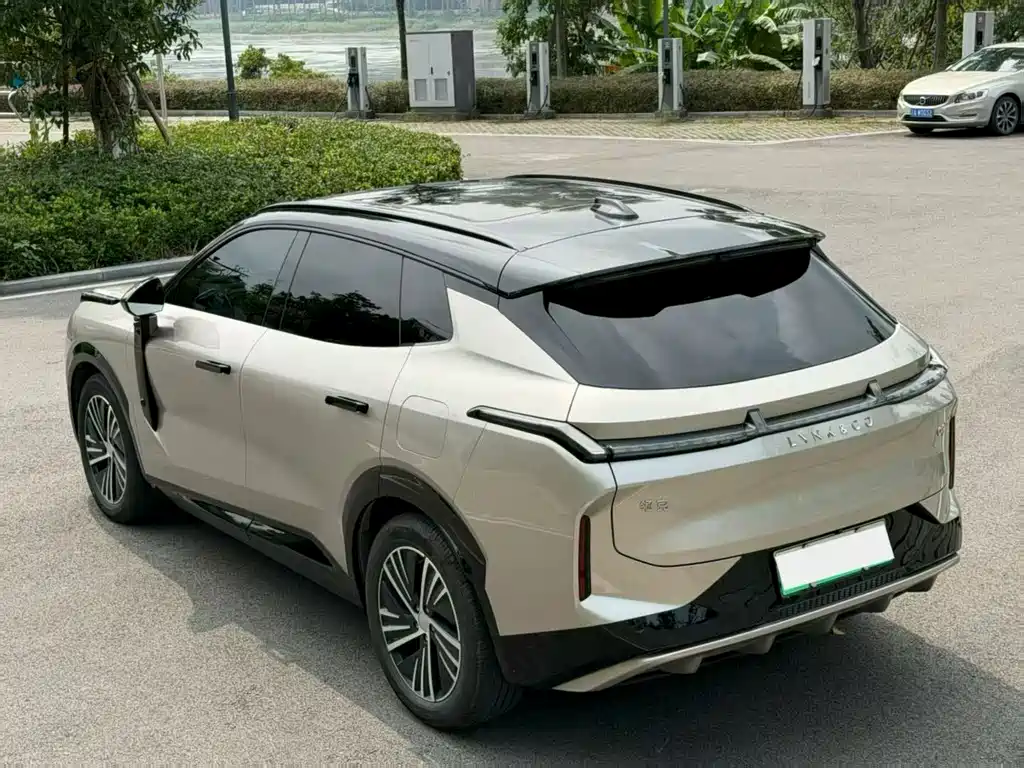 Lynk & Co 08 EM-P — миниатюра 7