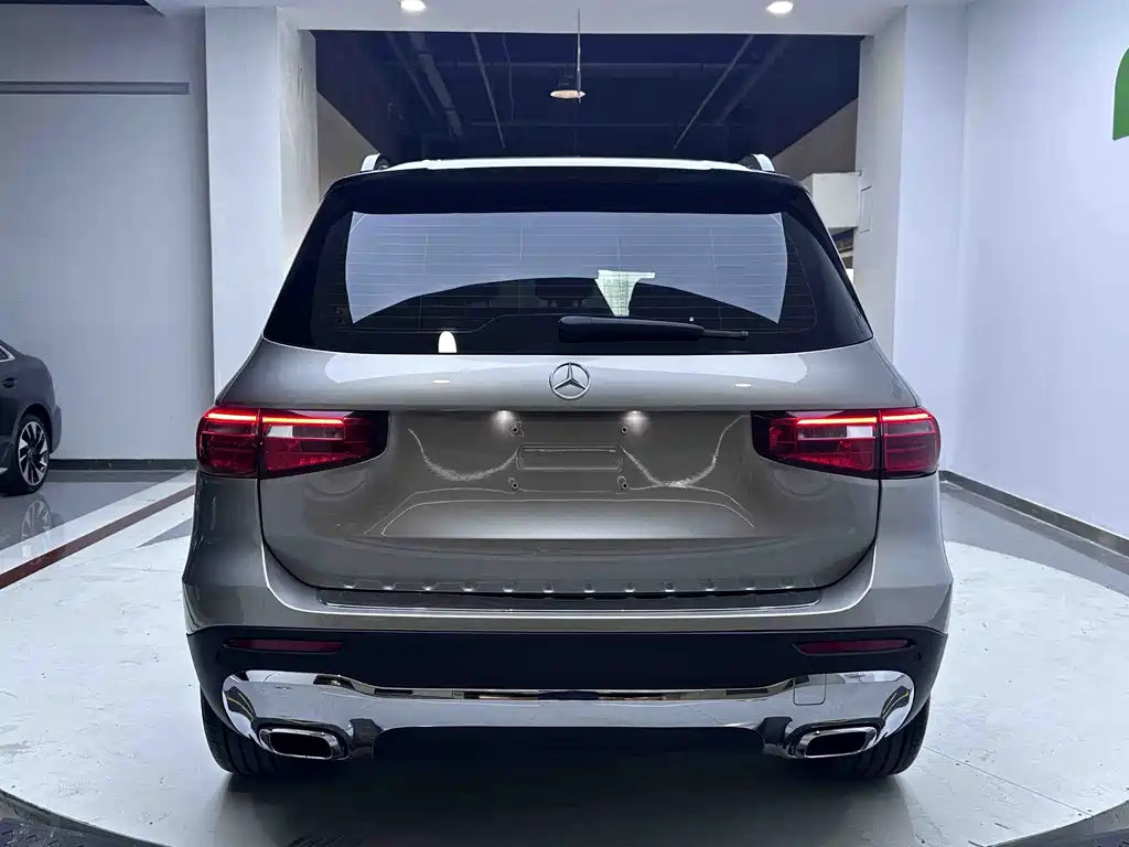 Mercedes-Benz GLB — миниатюра 4