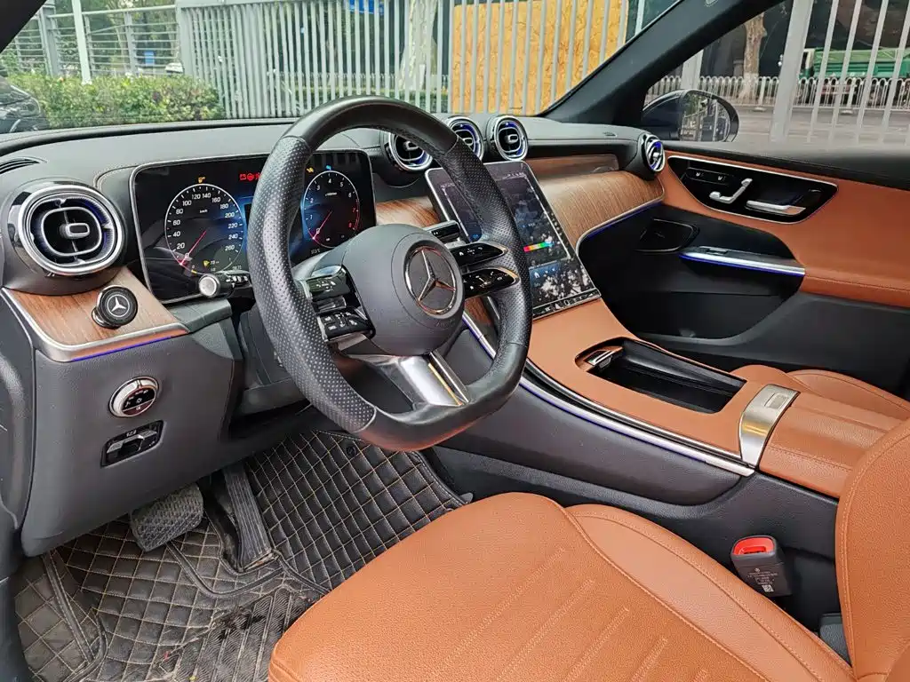 Mercedes-Benz GLC — миниатюра 11