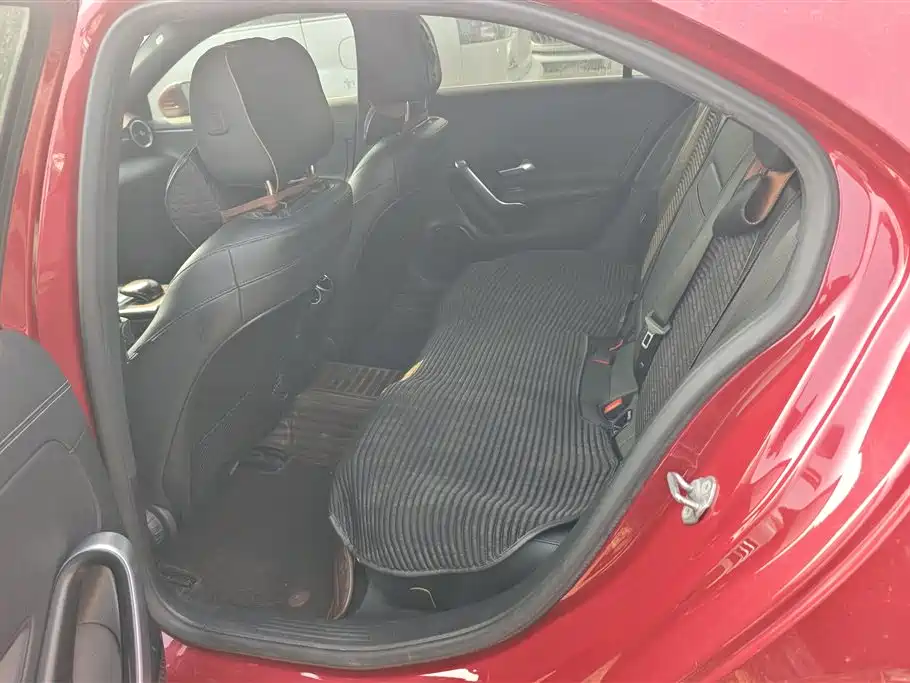 MERCEDES-BENZ A CLASS