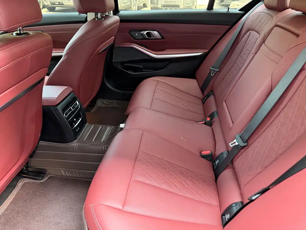 BMW 3 Series — миниатюра 8