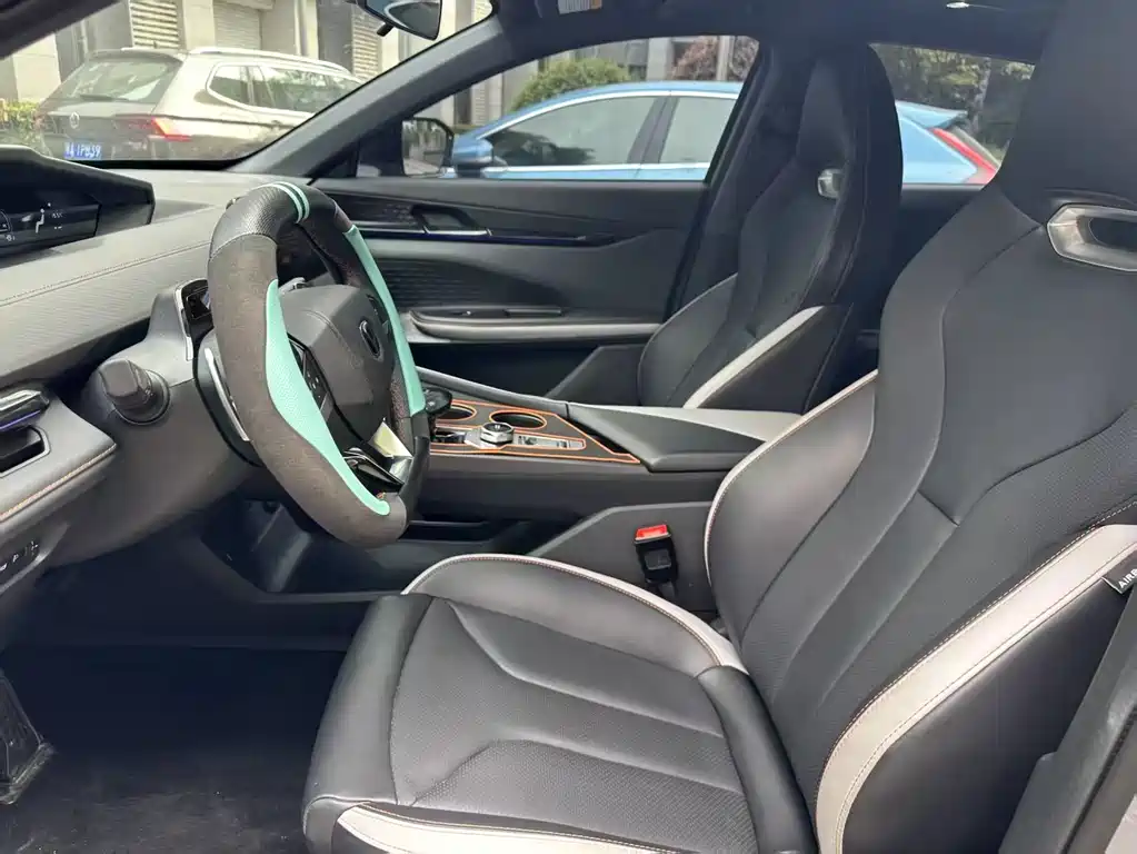 Changan UNI-V 2022 1.5T Luxury