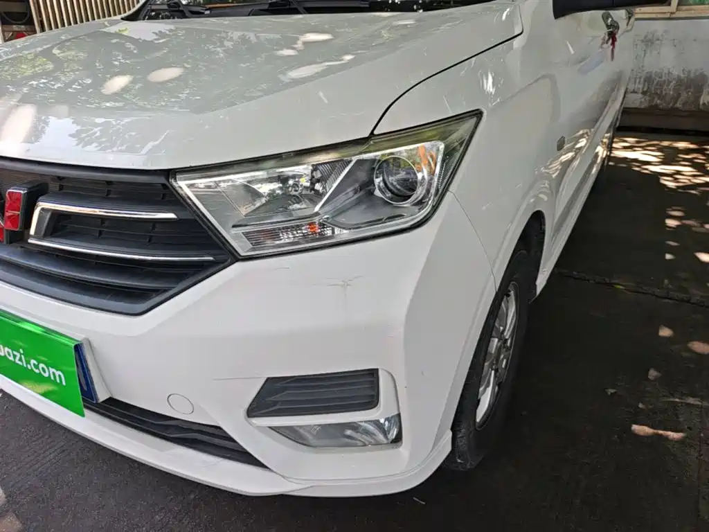 Wuling Hongguang — миниатюра 24