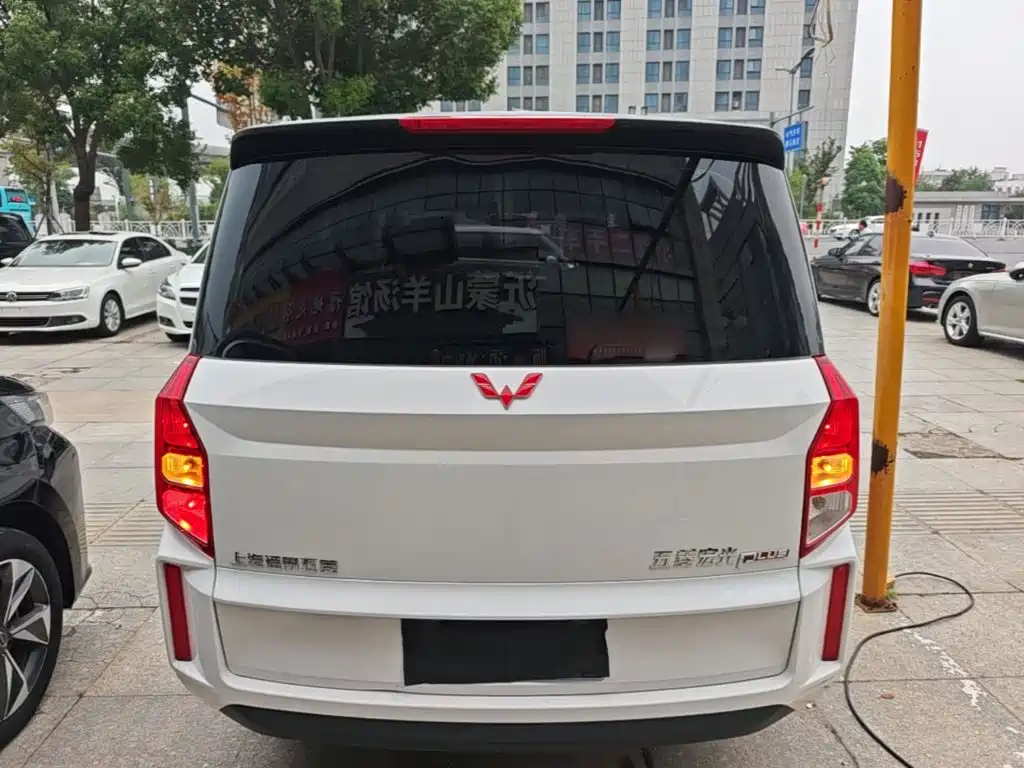 Wuling Hongguang PLUS — миниатюра 6