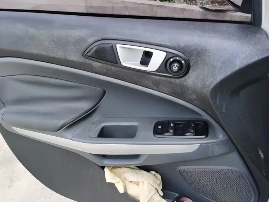 Ford Ecosport — миниатюра 7