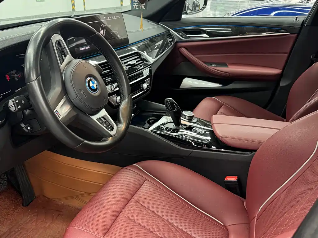 BMW 5 Series 5 2022 535Le M Sport