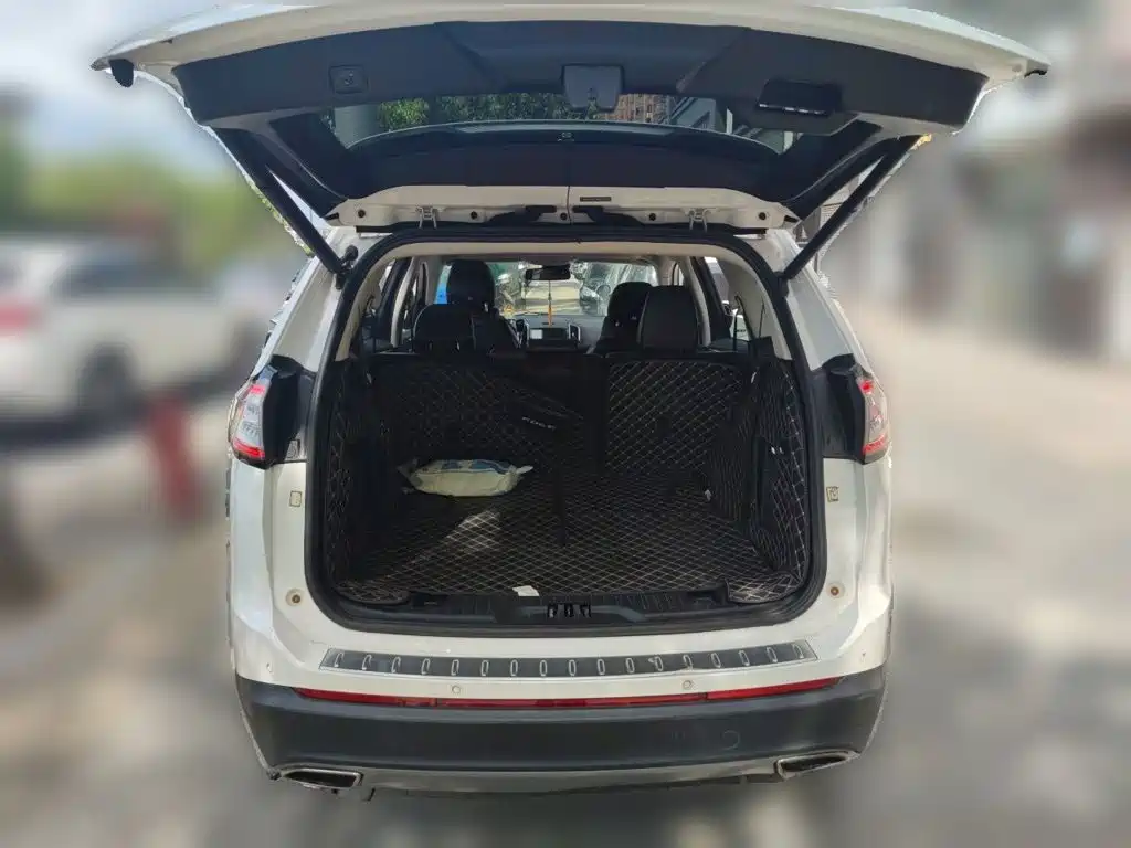Ford Edge — миниатюра 15