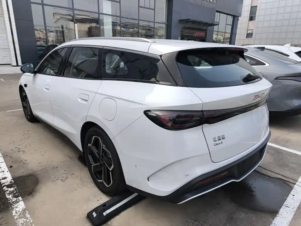BYD Seal 06 DM-i Touring — миниатюра 5