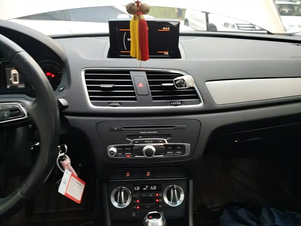 Audi Q3 — миниатюра 13