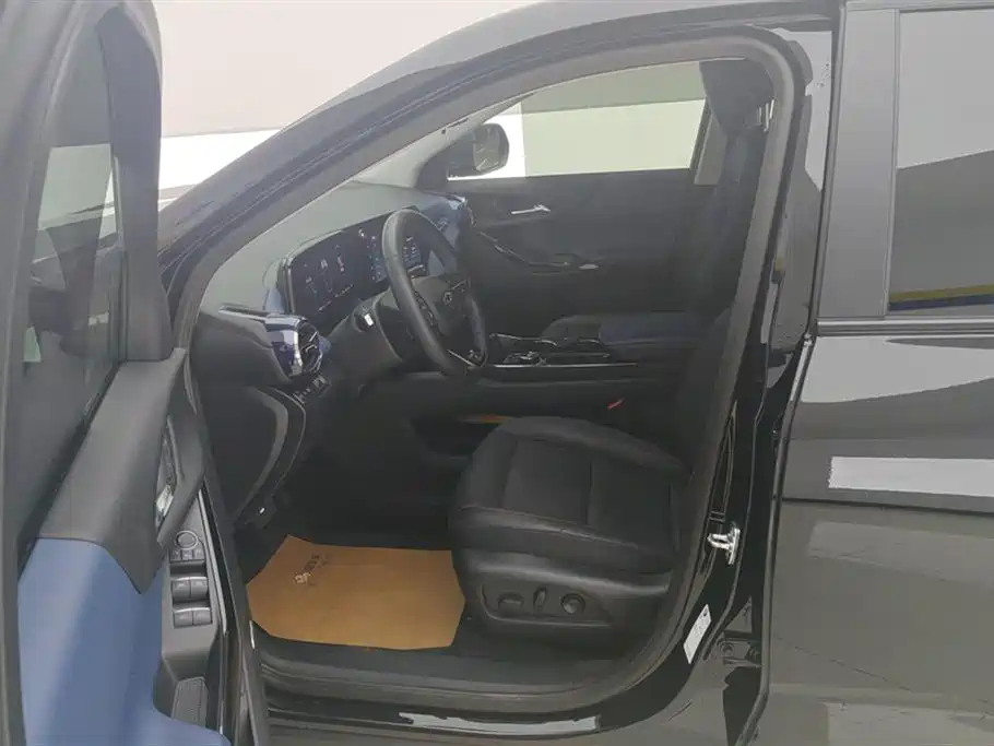 CHEVROLET EXPLORER PLUS