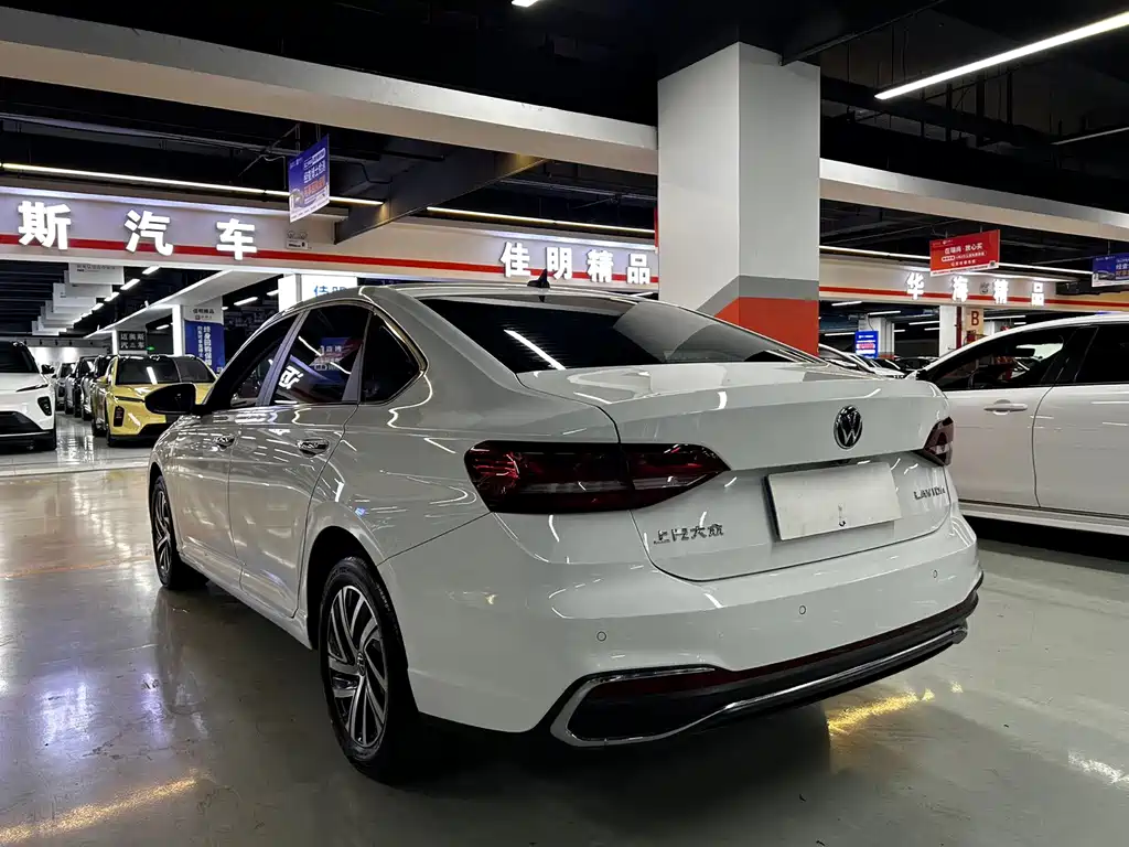 Volkswagen Lavida — миниатюра 12
