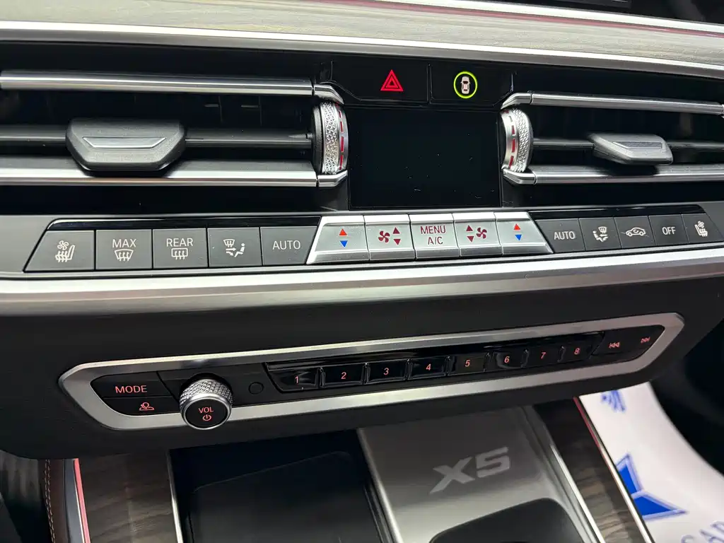 BMW X5 — миниатюра 14